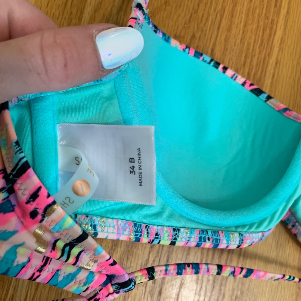 Bikini Top Set - Picture 3 of 3